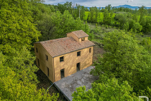 Dom na sprzedaż 325m2 Castell'Ottieri - zdjęcie 2