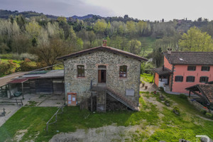 Dom na sprzedaż 650m2 Castiglione di Garfagnana - zdjęcie 3