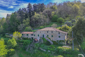 Dom na sprzedaż 430m2 Bagni di Lucca - zdjęcie 1