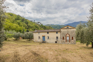 Dom na sprzedaż 590m2 Borgo a Mozzano - zdjęcie 1