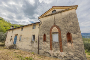 Dom na sprzedaż 590m2 Borgo a Mozzano - zdjęcie 2