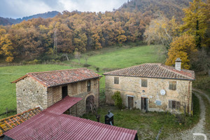 Dom na sprzedaż 330m2 Via del Giogo - zdjęcie 1