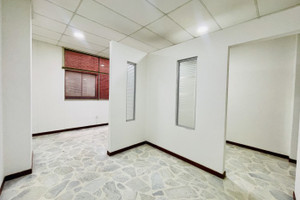 Komercyjne do wynajęcia 32m2 Av. 5a Nte. #17-98, San Vicente, Cali, Valle del Cauca, Colombia - zdjęcie 2