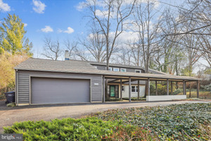 Dom do wynajęcia 223m2 6154 Beachway Drive, Falls Church City, VA - zdjęcie 2