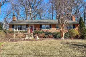 Komercyjne na sprzedaż 234m2 5513 Sedgwick Lane, Fairfax County, VA - zdjęcie 1