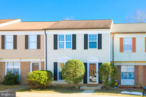 Komercyjne na sprzedaż 114m2 8455 Diablo Court, Alexandria City, VA - zdjęcie 1