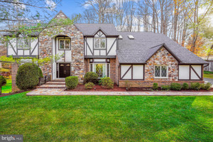 Komercyjne na sprzedaż 627m2 10319 Hickory Forest Drive, Fairfax County, VA - zdjęcie 2