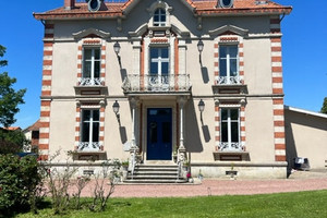 Dom na sprzedaż 249m2 NOUVELLE-AQUITAINE, Charente - zdjęcie 1