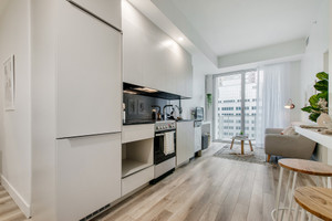 Mieszkanie do wynajęcia 49m2 2061 Rue Stanley, Montréal, Québec H3A 0B7, CA - zdjęcie 3