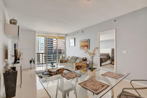 Mieszkanie na sprzedaż 92m2 495 Brickell Ave 2107, Miami-Dade County, FL - zdjęcie 2