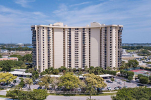 Mieszkanie na sprzedaż 173m2 2480 Presidential Way 403, Palm Beach County, FL - zdjęcie 1