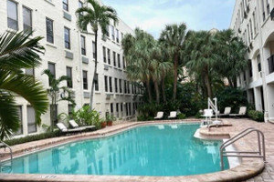 Mieszkanie na sprzedaż 37m2 235 Sunrise Avenue 2245, Palm Beach County, FL - zdjęcie 2