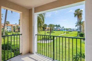 Komercyjne do wynajęcia 92m2 135 Yacht Club Way 212, Palm Beach County, FL - zdjęcie 1