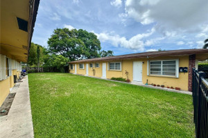 Komercyjne na sprzedaż 212m2 1723 SW 21st St , Broward County, FL - zdjęcie 2