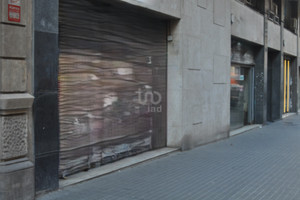 Komercyjne na sprzedaż 301m2 Katalonia Barcelona - zdjęcie 1