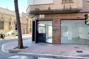 Komercyjne do wynajęcia 112m2 Katalonia Barcelona - zdjęcie 3