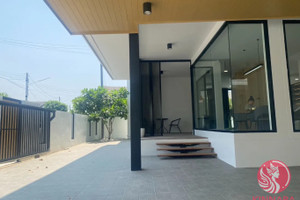 Dom na sprzedaż 150m2 Chiang Mai Mueang Mai Village - zdjęcie 2