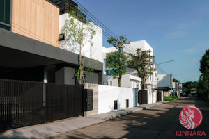 Dom na sprzedaż 310m2 Chiang Mai Mueang Mai Village - zdjęcie 3