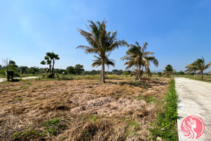 Dom na sprzedaż 210m2 Moo.6, Tambon Ko Lak, Amphoe Mueang Prachuap Khiri Khan, Prachuap Khir - zdjęcie 2