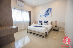 Dom na sprzedaż 170m2 Thap Tai, Prachuap Khiri Khan, Thailand - zdjęcie 3