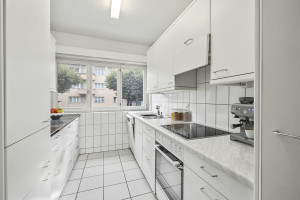 Mieszkanie na sprzedaż 64m2 Zurich - zdjęcie 2