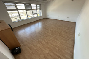 Komercyjne do wynajęcia 70m2 Слатина/Slatina - zdjęcie 3