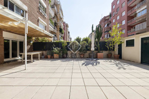 Mieszkanie na sprzedaż 238m2 Katalonia Barcelona - zdjęcie 2