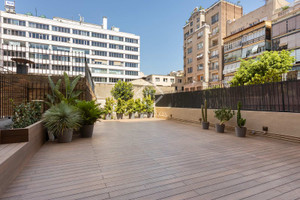 Mieszkanie na sprzedaż 190m2 Katalonia Barcelona - zdjęcie 2