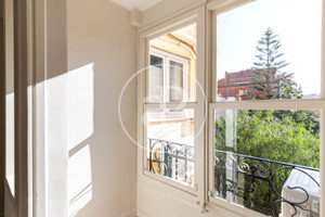 Mieszkanie na sprzedaż 66m2 Katalonia Barcelona - zdjęcie 3