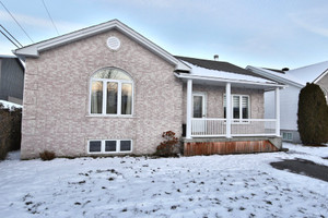 Dom na sprzedaż 96m2 27 Rue Élie-Laplante, Saint-Liboire, QC J0H1R0, CA - zdjęcie 1