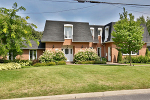 Dom na sprzedaż 406m2 660 Av. de la Promenade, Saint-Hyacinthe, QC J2S6R6, CA - zdjęcie 1