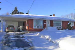 Dom na sprzedaż 229m2 135 Rue Larivière, Victoriaville, QC G6P3G6, CA - zdjęcie 1