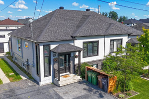 Dom na sprzedaż 174m2 863 Rue d'Hochelaga, Brompton/Rock Forest/Saint-Élie/Deauville, QC J1N - zdjęcie 1