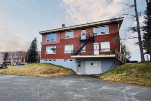 Dom na sprzedaż 433m2 660-662 8e Avenue, Senneterre - Ville, QC J0Y2M0, CA - zdjęcie 3