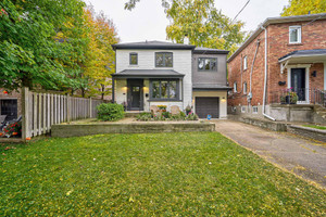 Dom na sprzedaż 999m2 17 Maughan Crescent, Toronto, ON M4L 3E4, Canada - zdjęcie 2