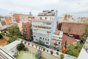 Mieszkanie na sprzedaż 115m2 Katalonia Barcelona - zdjęcie 3