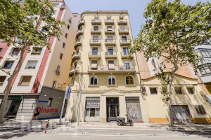 Mieszkanie na sprzedaż 65m2 Katalonia Barcelona - zdjęcie 1