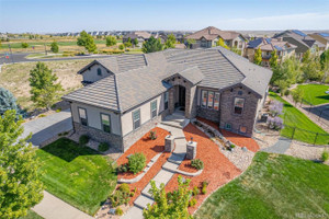 Dom na sprzedaż 563m2 27365 E Jamison Circle, Aurora, CO. - zdjęcie 1