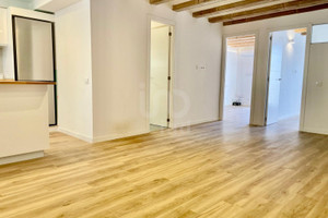 Mieszkanie na sprzedaż 66m2 Katalonia Barcelona - zdjęcie 2