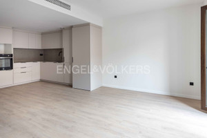 Mieszkanie na sprzedaż 81m2 Katalonia Barcelona - zdjęcie 2