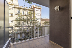 Mieszkanie na sprzedaż 80m2 Katalonia Barcelona - zdjęcie 2