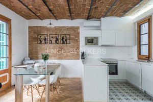 Mieszkanie na sprzedaż 61m2 Katalonia Barcelona - zdjęcie 3