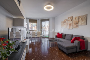 Mieszkanie na sprzedaż 86m2 Katalonia Barcelona - zdjęcie 2