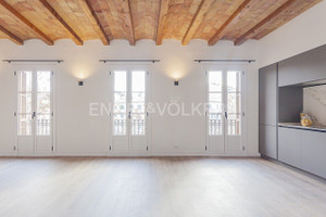 Mieszkanie na sprzedaż 102m2 Katalonia Barcelona - zdjęcie 3