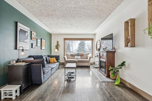 Mieszkanie na sprzedaż 75m2 2121 26 Ave SW, Calgary, AB T2T 1E7, Canada - zdjęcie 2