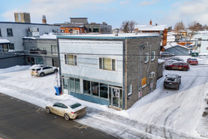 Dom na sprzedaż 464m2 25-35 Rue Sherbrooke, Magog, QC J1X2R3, CA - zdjęcie 1