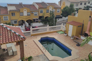 Dom na sprzedaż 330m2 Andaluzja Malaga Benalmadena - zdjęcie 1