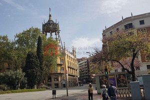 Dom na sprzedaż 878m2 Katalonia Barcelona - zdjęcie 3