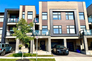 Komercyjne na sprzedaż 157m2 2536 Littlefield Crescent Cresce - zdjęcie 1