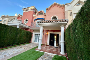 Dom do wynajęcia 190m2 Andaluzja Malaga Benalmadena - zdjęcie 1